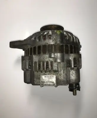 Mitsubishi Pajero Pinin Generator/alternator MD360635 A3TB0291