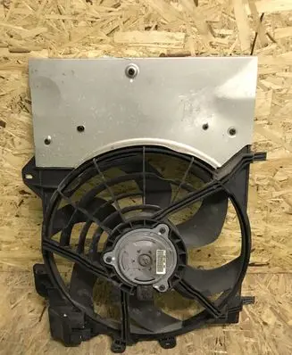 Citroen DS3 Radiator cooling fan shroud