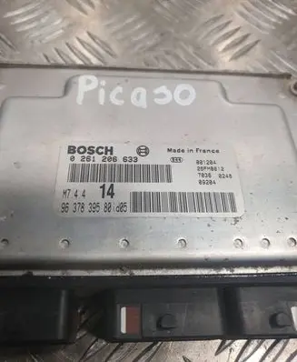 Citroen Xsara Picasso Engine control unit/module 9637839580 0261206633