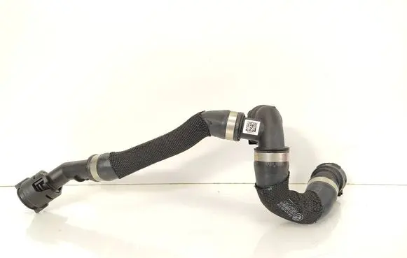 BMW 1 F70 Engine coolant pipe/hose 9896554