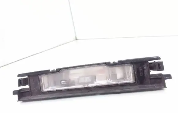 Toyota Yaris Number plate light 0411