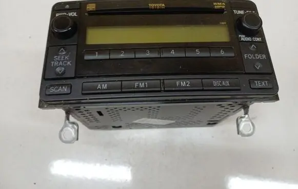 Toyota Yaris Radio/CD/DVD/GPS head unit 8612052490
