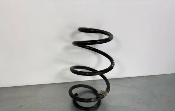 BMW 2 F46 Front coil spring 