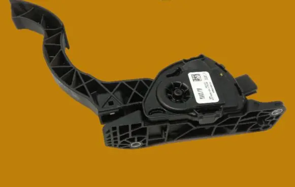 Volvo V40 Accelerator throttle pedal 31280595