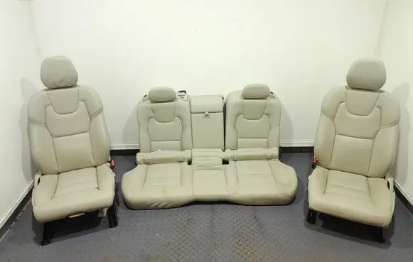 Volvo XC60 Seat set 