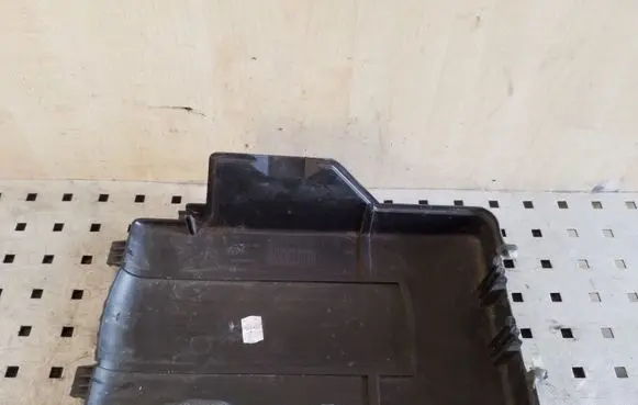 Audi A3 S3 8P Battery tray 1K0915443C