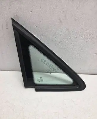 Volkswagen Touran I Front triangle window/glass DOT24M68AS2 E000255 43R00048