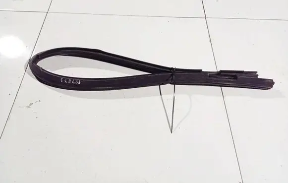 Alfa Romeo 159 Rubber seal front coupe door 