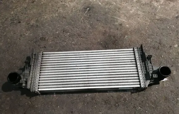 Mercedes-Benz R W251 Intercooler radiator