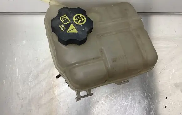 Opel Insignia A Coolant expansion tank/reservoir 13220124 13220123 031110