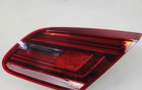 Volkswagen PASSAT CC Tailgate rear/tail lights 3C8945308T