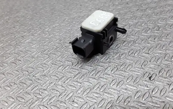 KIA Carens II Airbag deployment crash/impact sensor 959201D000