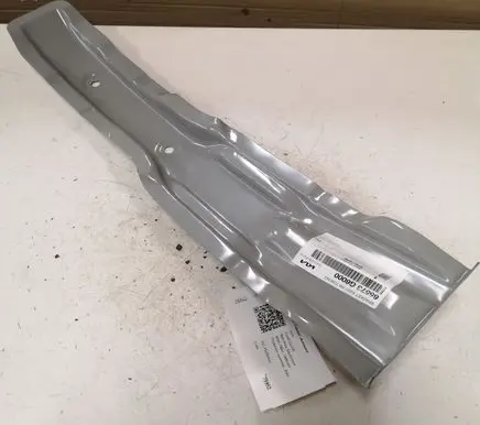 Towing hook eye