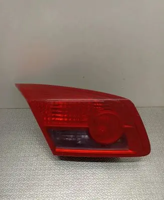 Renault Vel Satis Tailgate rear/tail lights 8200014362