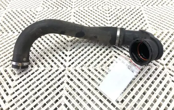 Opel Astra J Air intake hose/pipe 13419572