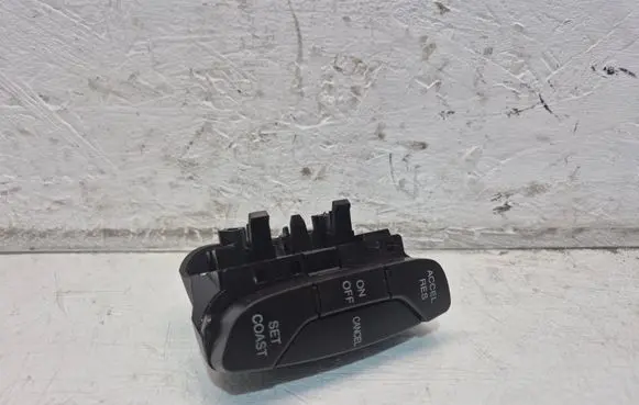 Chevrolet Epica Steering wheel buttons/switches 96645143