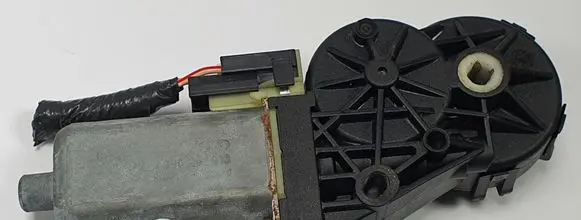 Jaguar S-Type Seat adjustment motor 0390201918