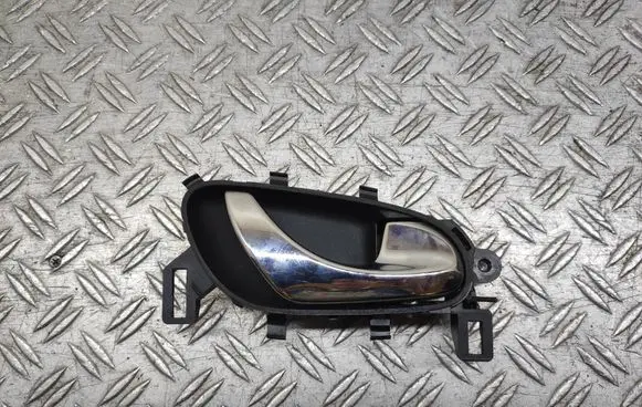 Nissan Qashqai Rear door interior handle 806704EA0 1234567890