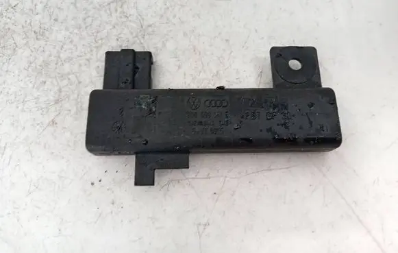 Antenna control unit