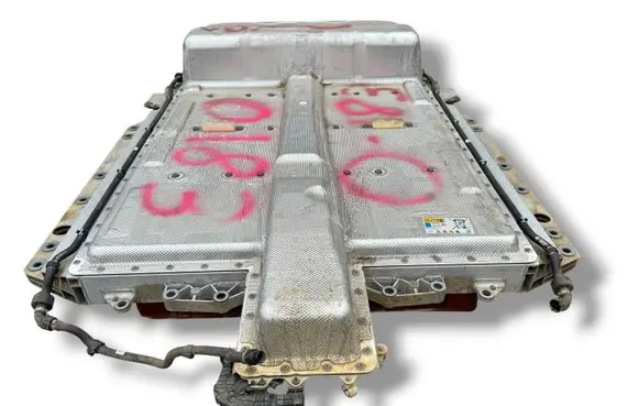 BMW iX1 Hybrid / electric car battery 9845343 19192611 24T204100100