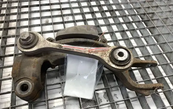 Audi A8 S8 D4 4H Front control arm 8R0413C