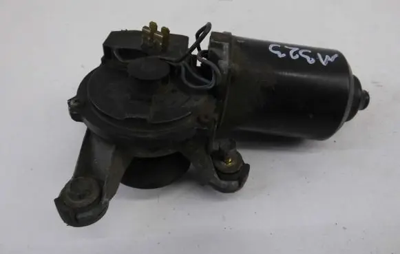 Mazda 323 F Front wiper linkage and motor 849200-0952