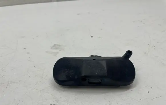 Volkswagen e-Golf Windshield washer spray nozzle 2KD955985