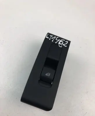 Volvo XC40 Electric window control switch 31456060