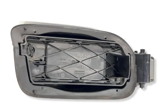 Audi A6 S6 C4 4A Fuel tank cap 4K0809906