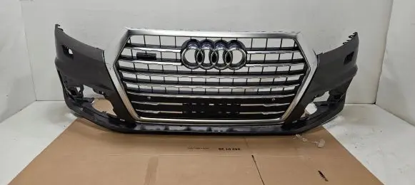 Audi Q7 4M Front bumper