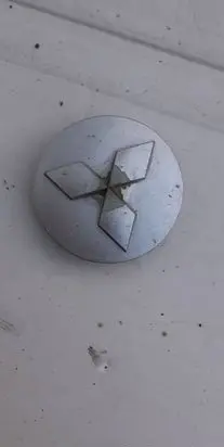 Mitsubishi Colt Original wheel cap 4252A017