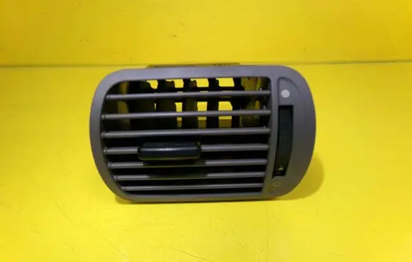 Audi A3 S3 8L Dashboard side air vent grill/cover trim 8L0820901