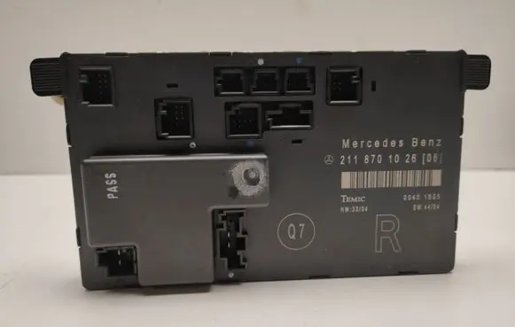 Mercedes-Benz E W211 Door control unit/module A2118701026