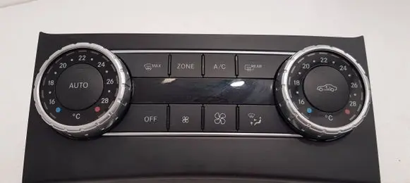 Mercedes-Benz C W204 Climate control unit 2049003803