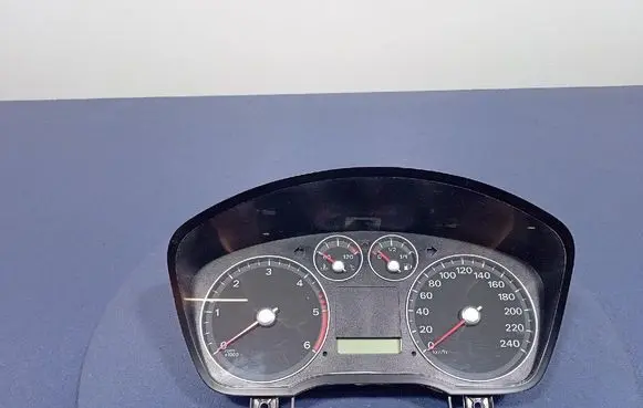 Ford Focus C-MAX Speedometer (instrument cluster) 4M5T-10849-GS