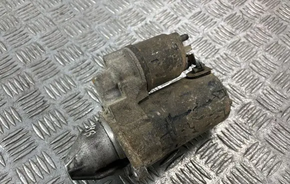 Opel Astra H Starter motor 90543872