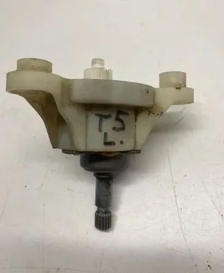 Volkswagen Transporter - Caravelle T5 Front door manual window regulator 