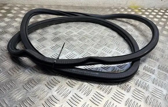 Mercedes-Benz B W247 Rubber seal rear door A2476920400