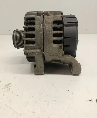 BMW 5 F10 F11 Generator/alternator 8507624