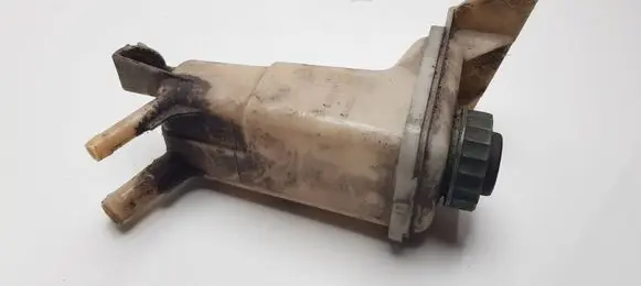 Audi A6 S6 C5 4B Power steering fluid tank/reservoir 8D0422373C