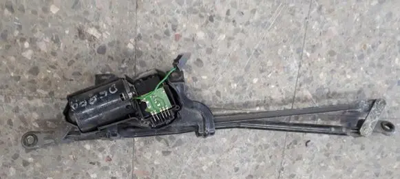 Lancia Delta II Front wiper linkage 