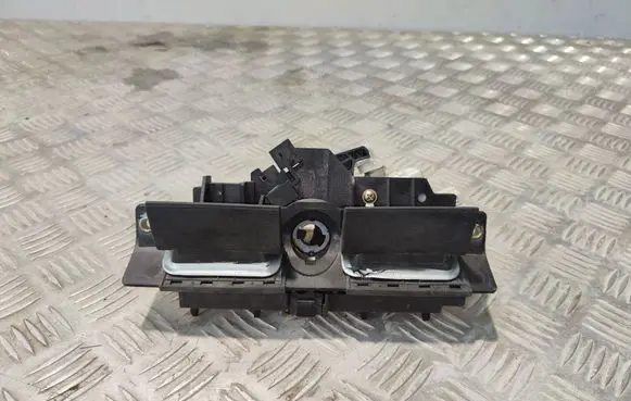 Audi A6 S6 C5 4B Central locking motor 4B0827565