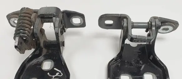 Jeep Cherokee III KJ Rear door hinge set 