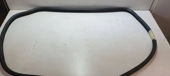 Volvo XC70 Front door rubber seal 
