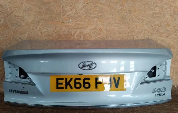 Hyundai i40 Tailgate/trunk/boot lid