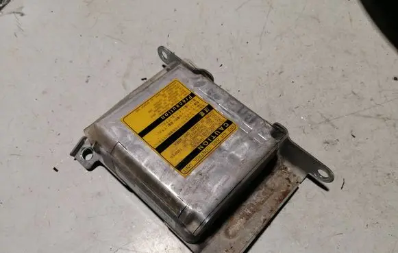 Subaru Forester SF Airbag control unit/module 98221FC210 1523004370