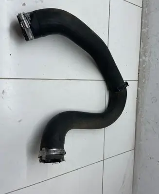 Peugeot 308 Intercooler hose/pipe 9820100780