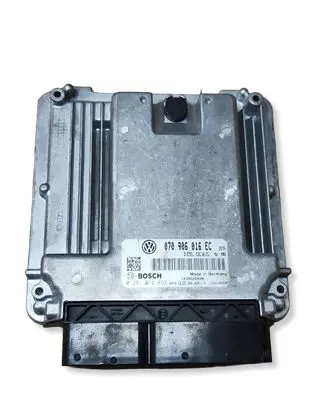 Volkswagen Transporter - Caravelle T5 Engine control unit/module 070906016EC 1039S26400 0281014893