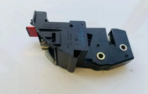 Volkswagen Golf V Seat back rest lock catch 1k0885682e