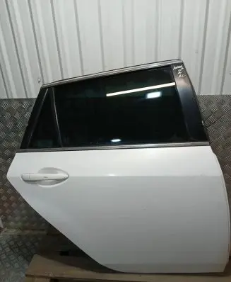 Mazda 6 Rear door S5267